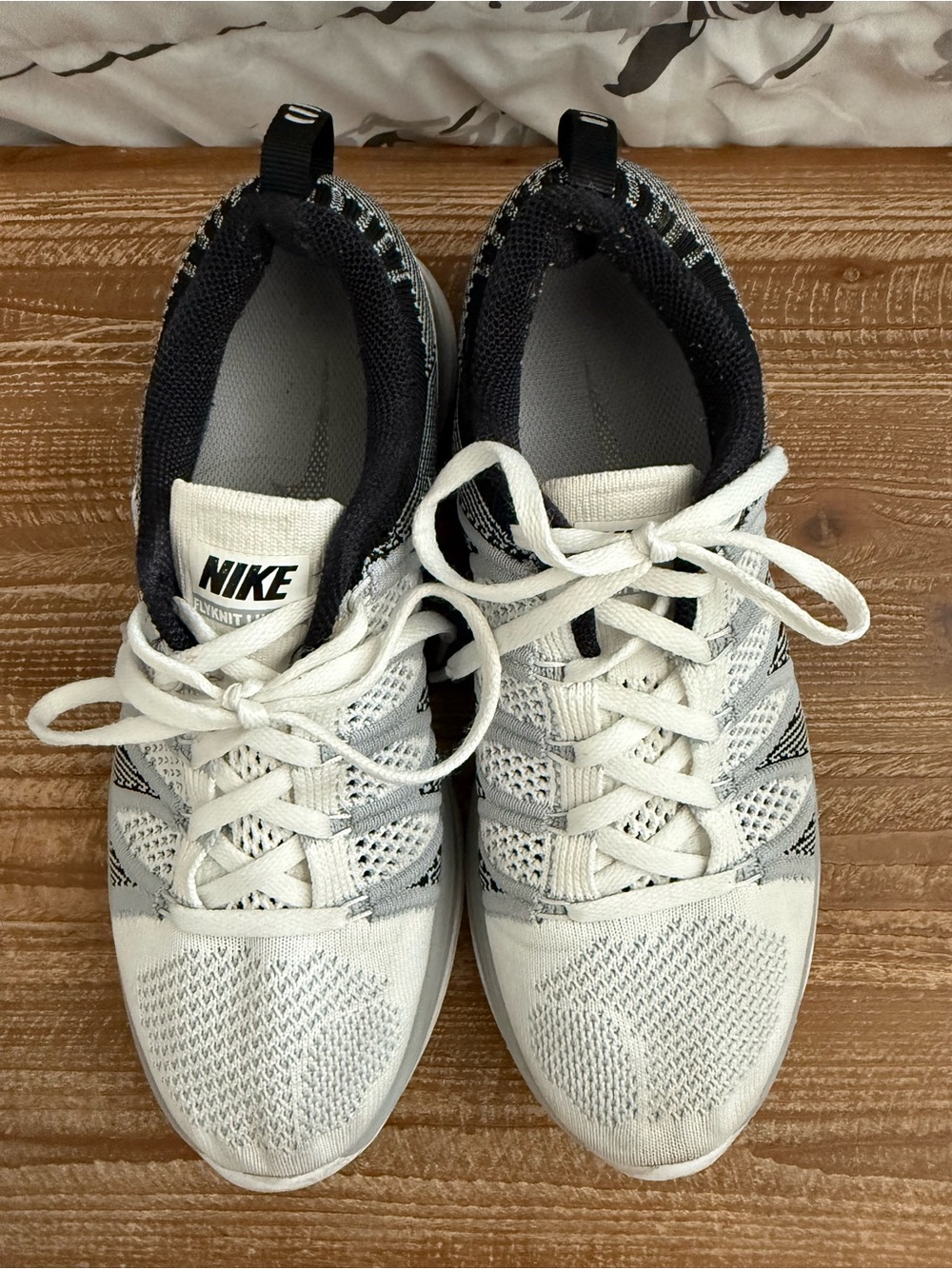 Nike Flyknit Lunar 2 Women’s White and Grey Knit Running Shoes